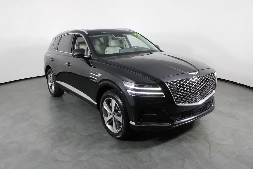 Certified Used 2024 Black Genesis 3.5T image 4