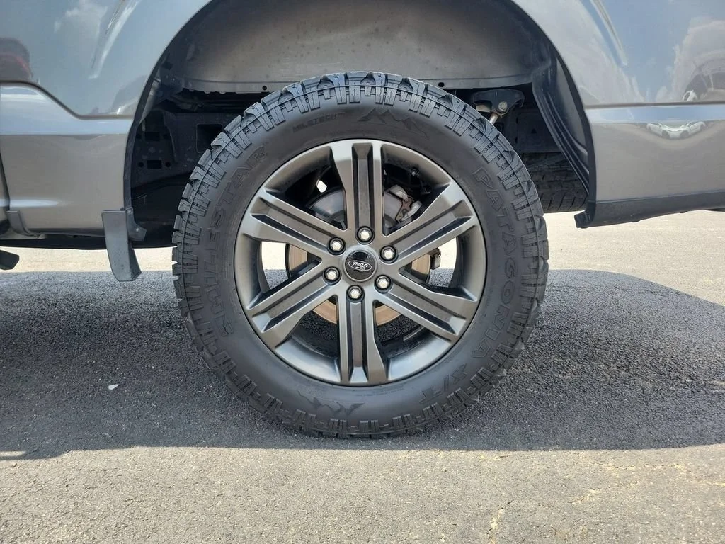 Used 2021 Gray Ford XLT image 33