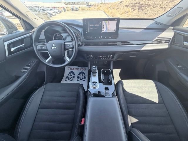 2025 Mitsubishi Outlander SE - Photo 29