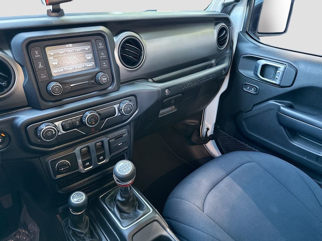 Used 2019 Bright White Clearcoat Jeep Sport S image 21