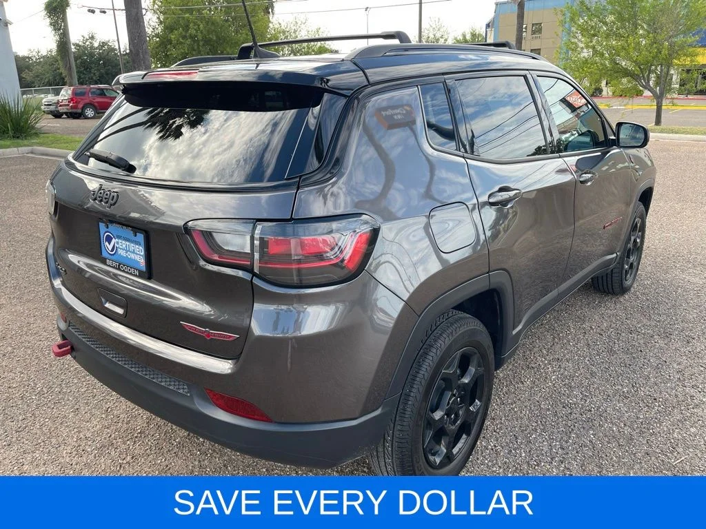 Used 2023 Gray Jeep Trailhawk image 8