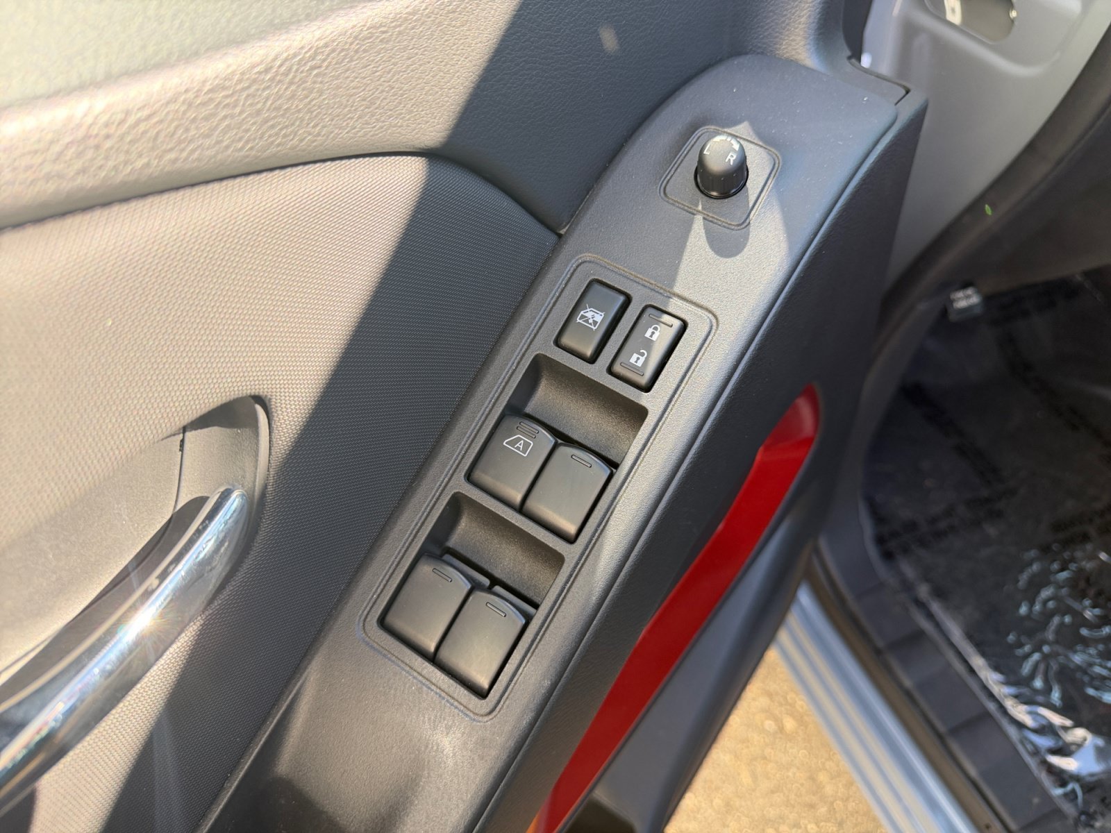 Used 2024 Boulder Gray Pearl Nissan PRO-4X image 26