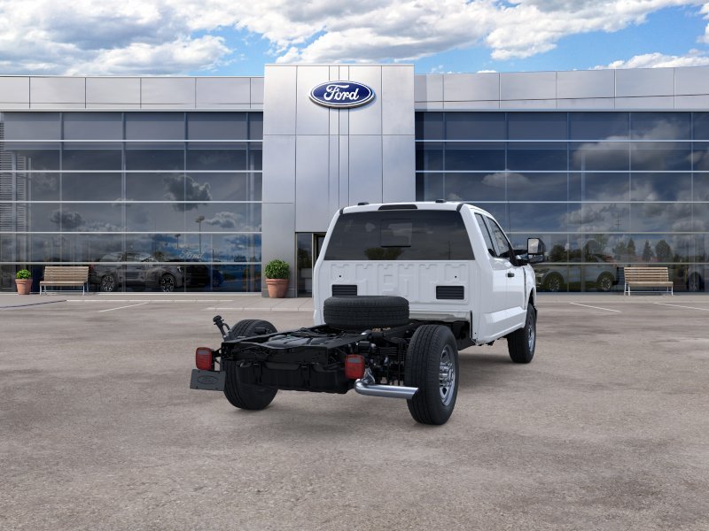 New 2026 Oxford White Ford XL image 35