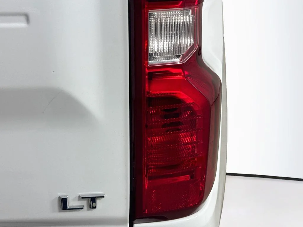 Used 2021 Summit White Chevrolet LT image 34