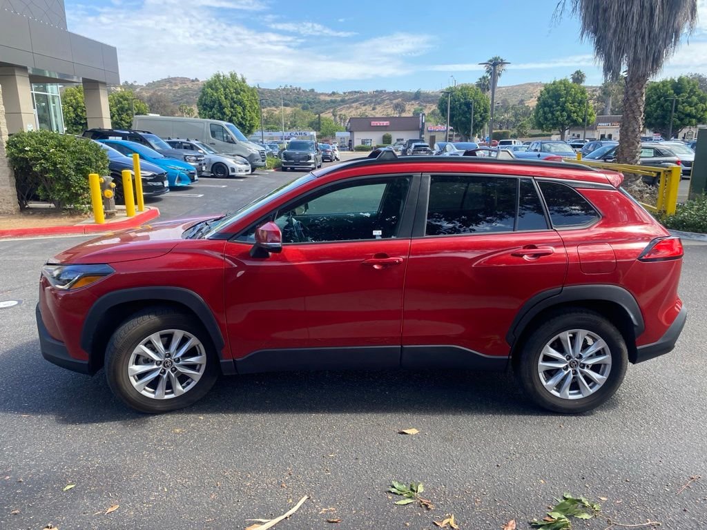 Used 2022 Red Toyota LE image 4