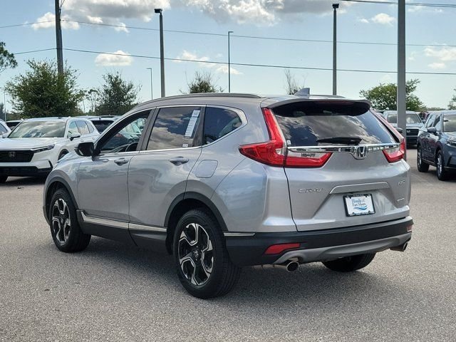 Used 2018 Lunar Silver Metallic Honda Touring image 4