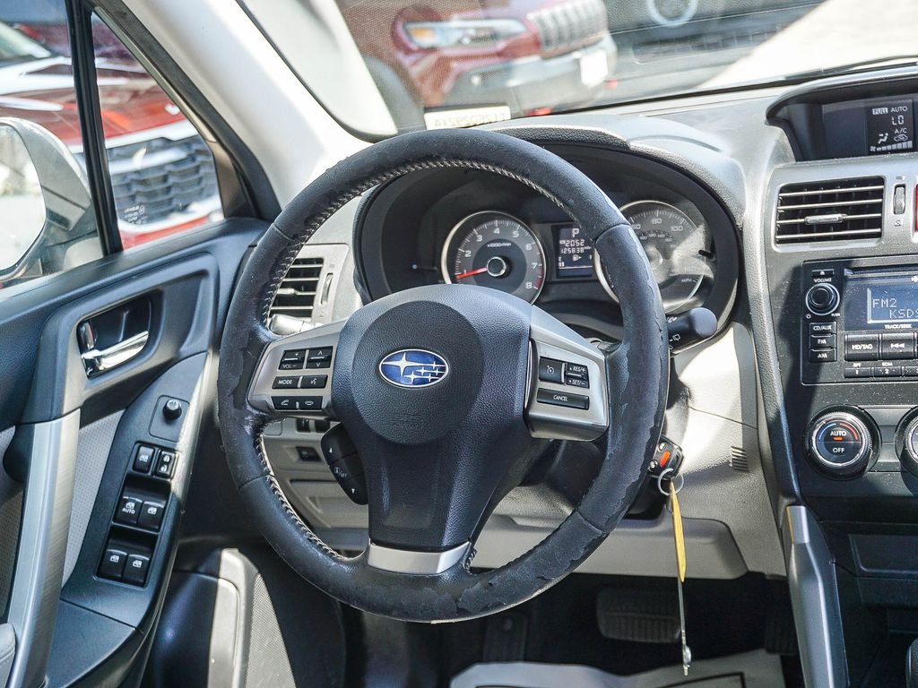 Used 2014 Green Subaru 2.5i Limited image 17