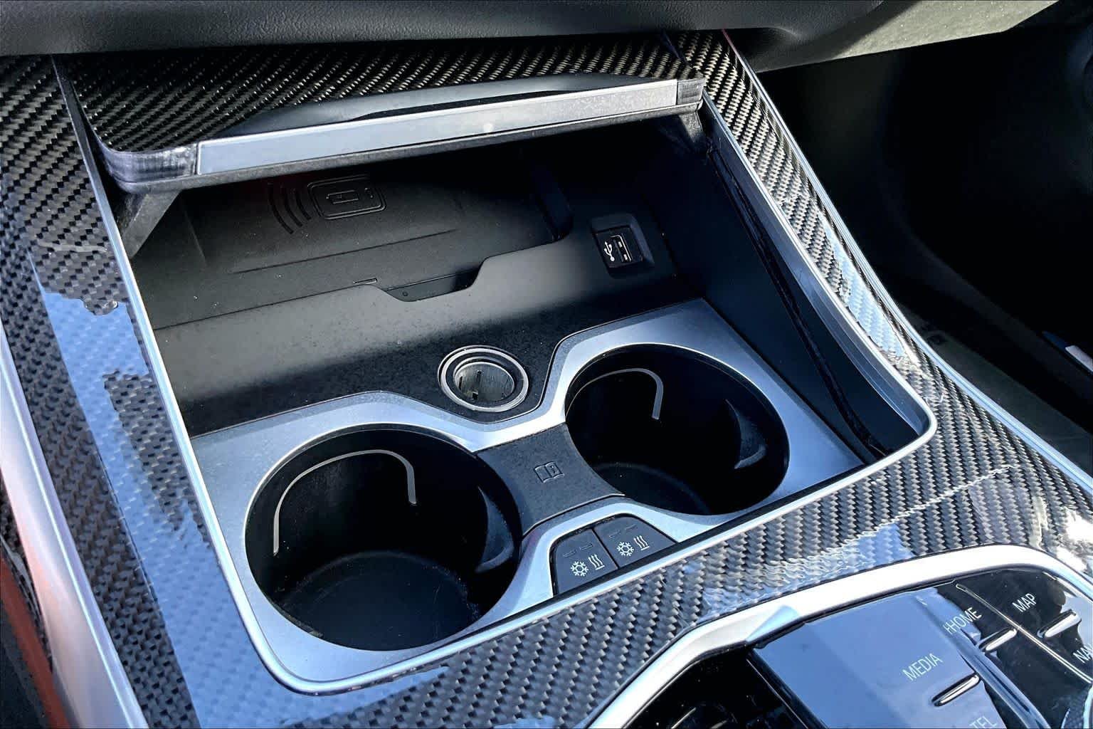 Used 2024 Manhattan Green Metallic BMW M60i image 35