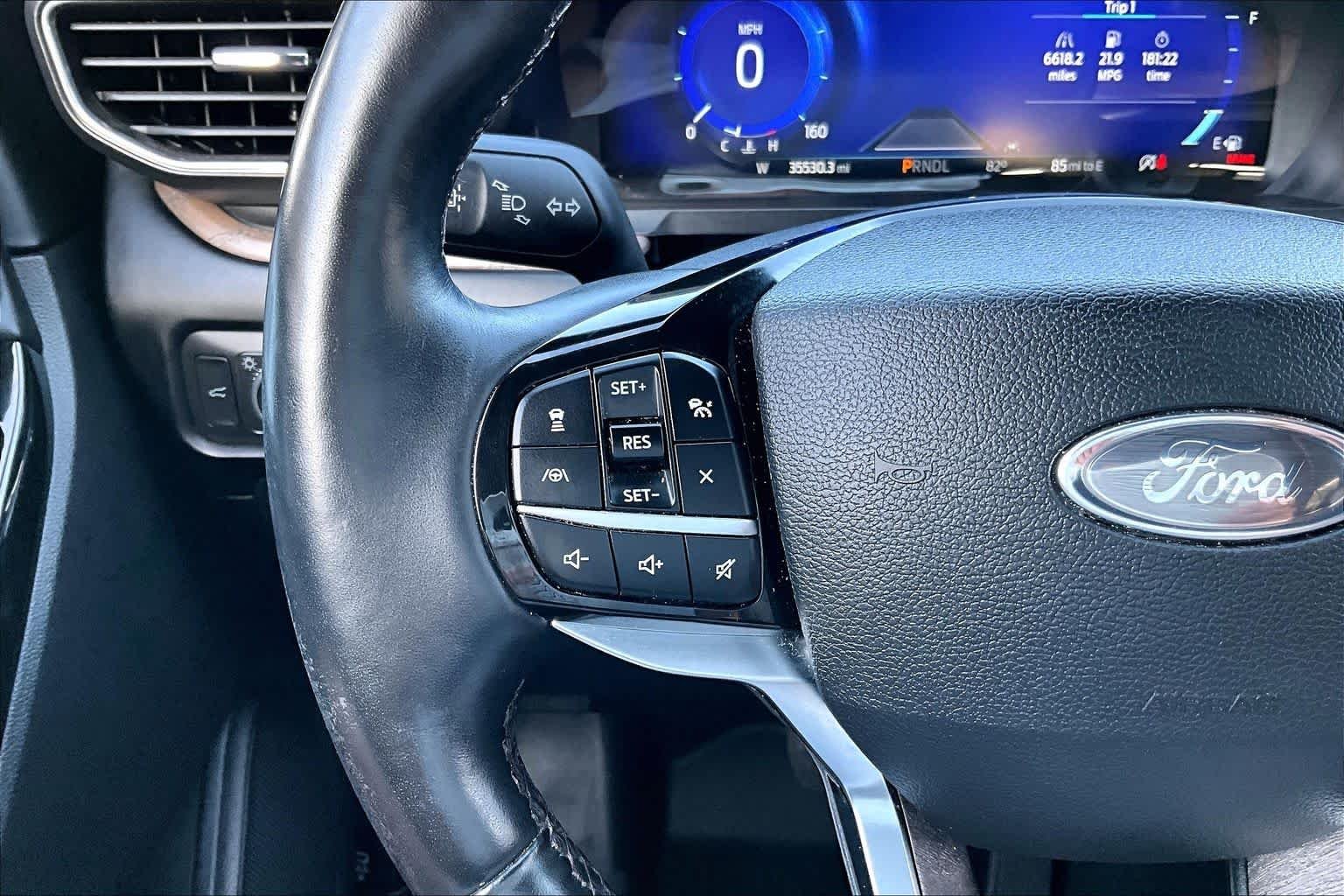 Used 2022 Carbonized Gray Ford Platinum image 24