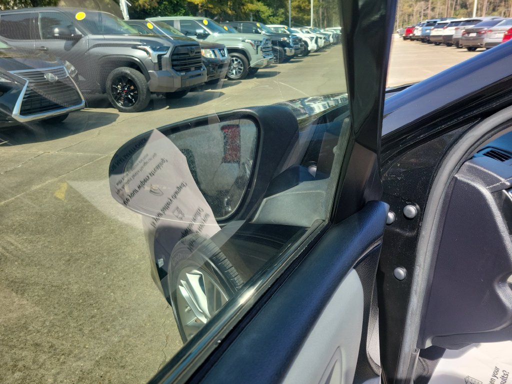 Used 2017 Black Toyota SE image 11