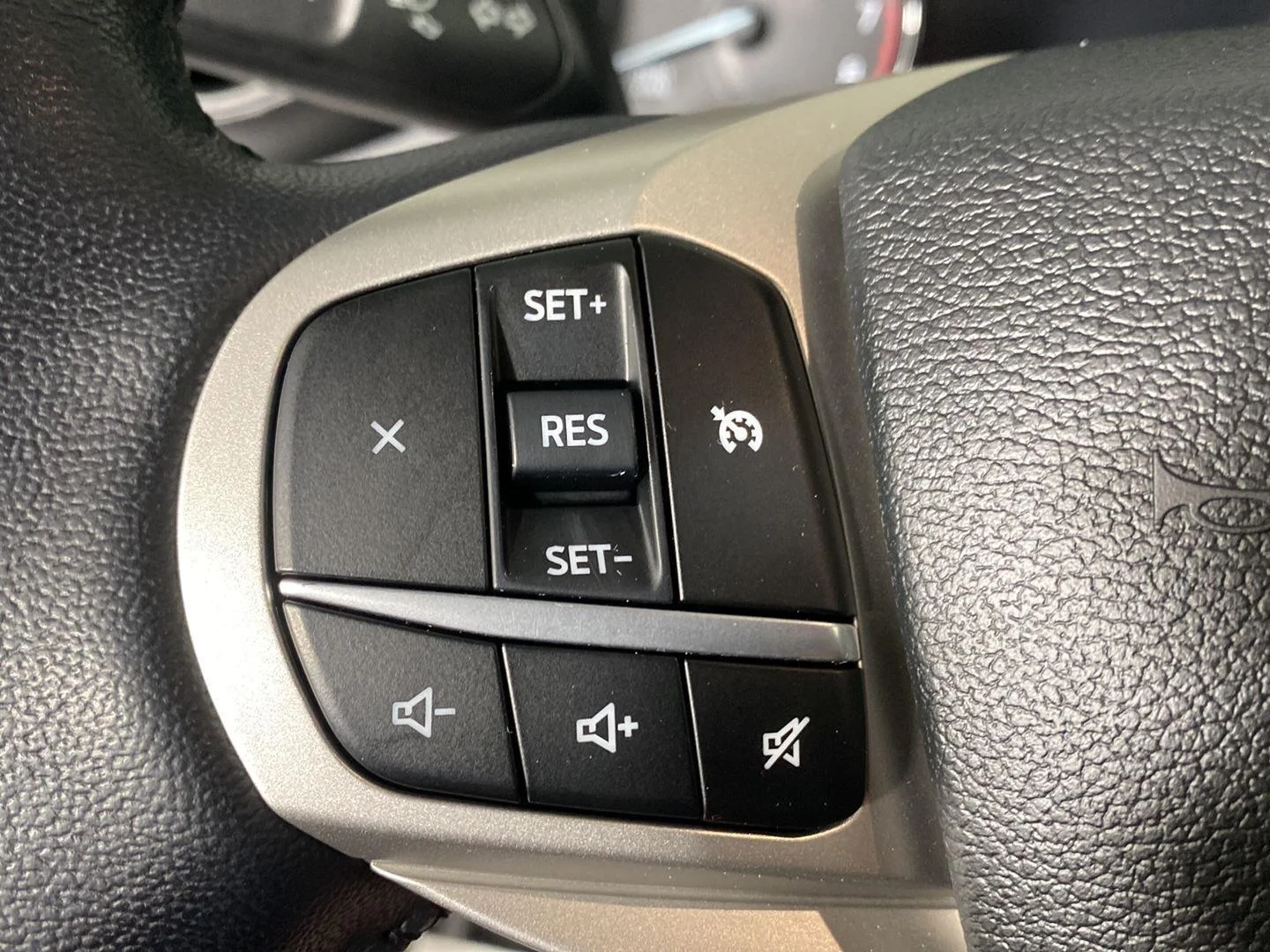 Used 2022 Carbonized Gray Ford XLT image 13