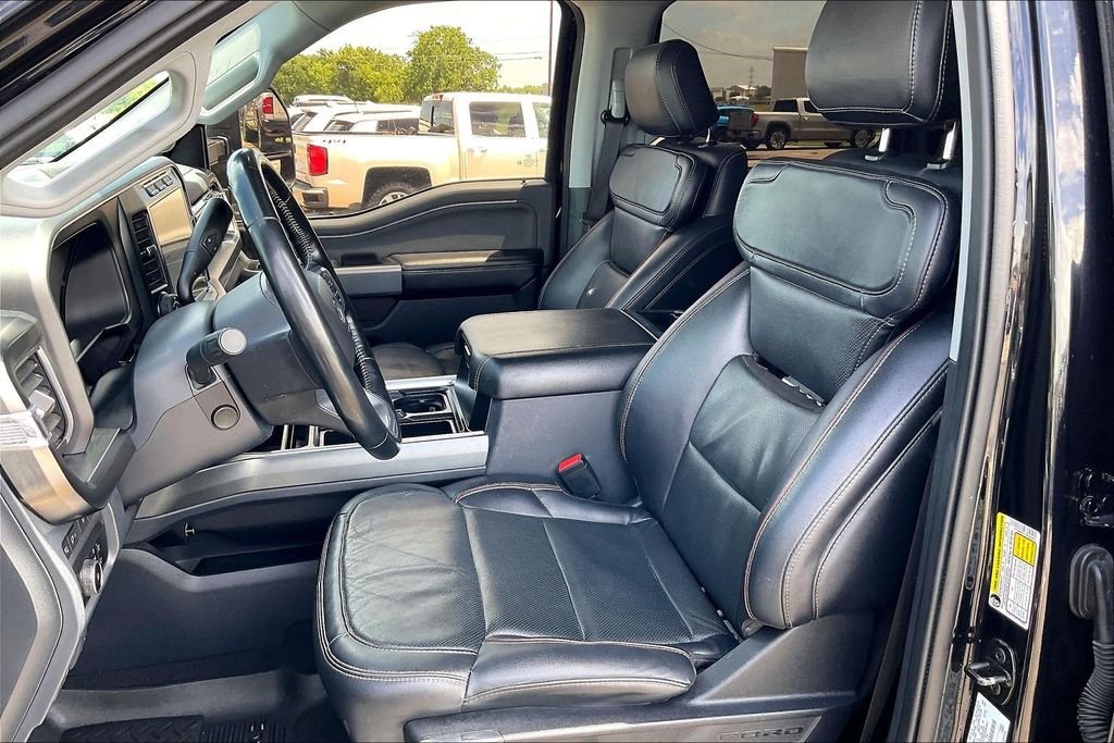 Used 2023 Agate Black Metallic Ford Lariat image 18