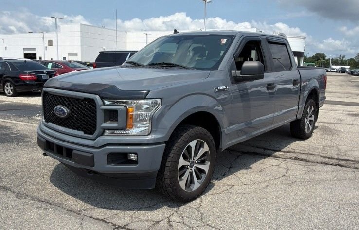 Used 2020 Gray Ford XL image 1