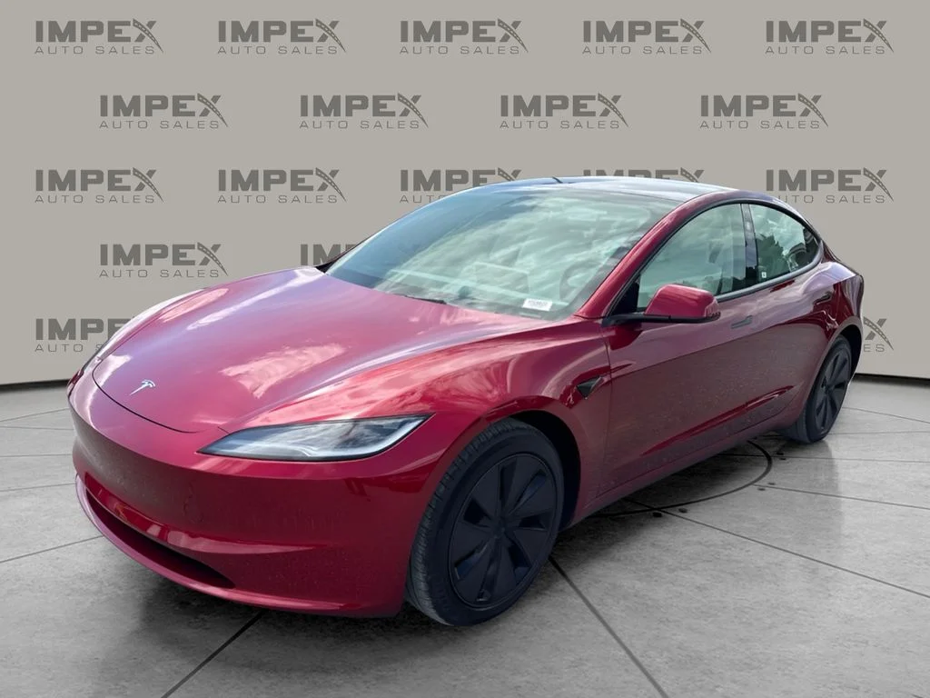 Used 2024  Tesla Base image 1