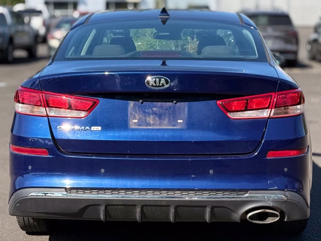 Used 2020 Horizon Blue Kia LX image 4