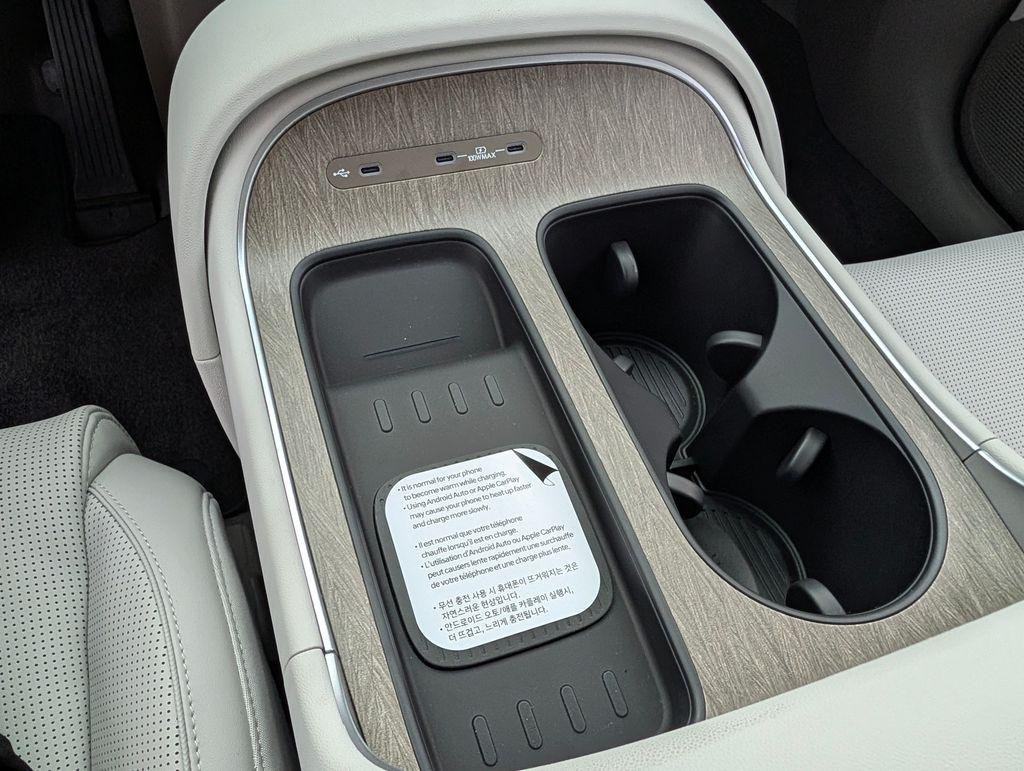 New 2026 Gray Hyundai Blue SEL 8P image 29