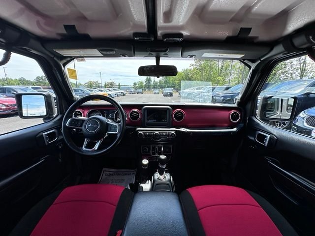 Used 2021 Gray Jeep Unlimited Rubicon image 2