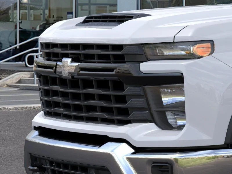 New 2026 Summit White Chevrolet Work Truck image 13
