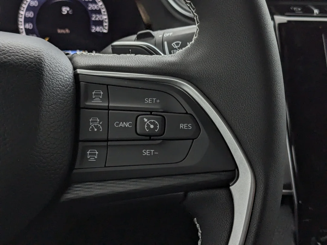 New 2025 White Jeep Laredo - - 4x4 - Heated Seats & Steering - Adaptive Cruise - LED Lighting & More! image 18