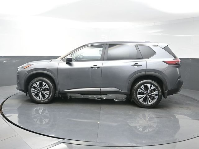 Used 2023 Gray Nissan SV image 4