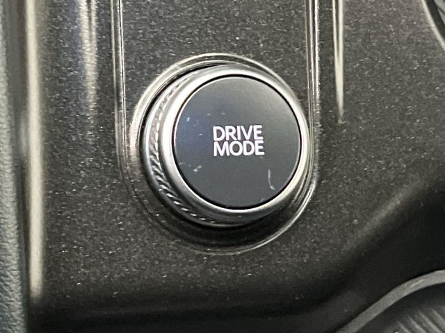 Used 2025 Carbonized Gray Metallic Ford ST-Line image 18