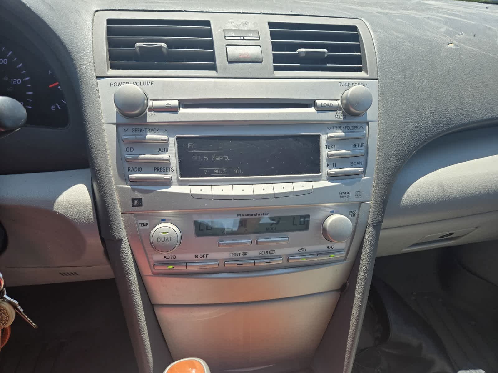 Used 2010 Classic Silver Metallic Toyota XLE image 15