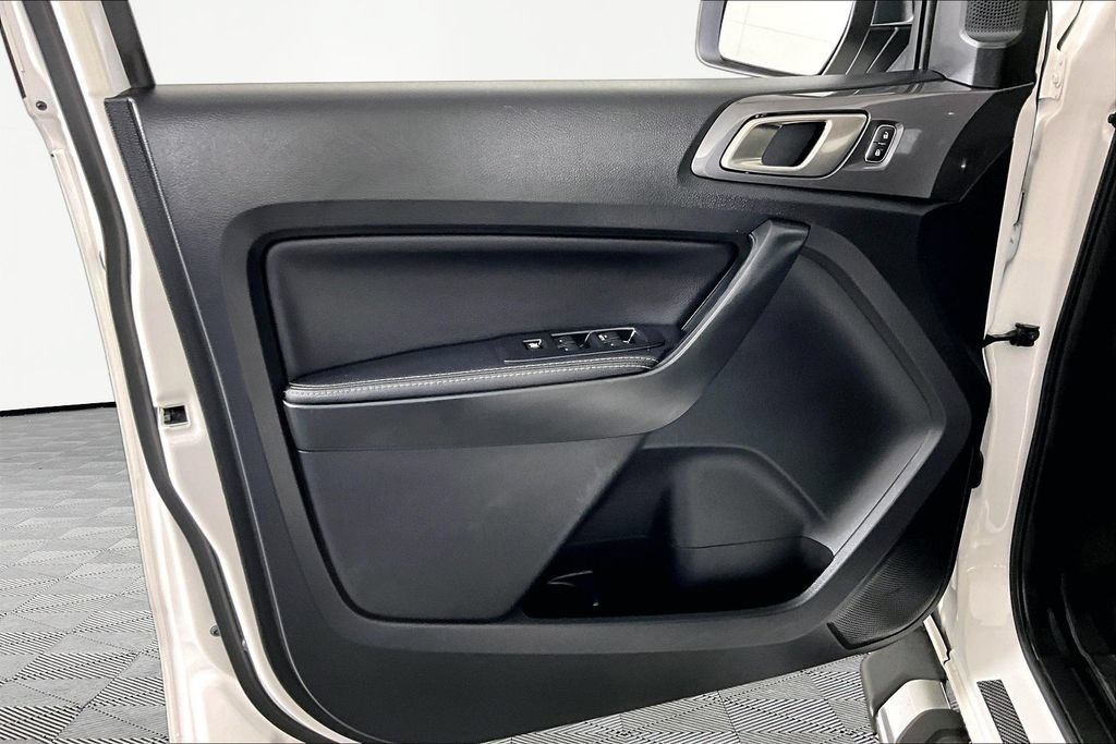Used 2019 White Ford LARIAT image 20