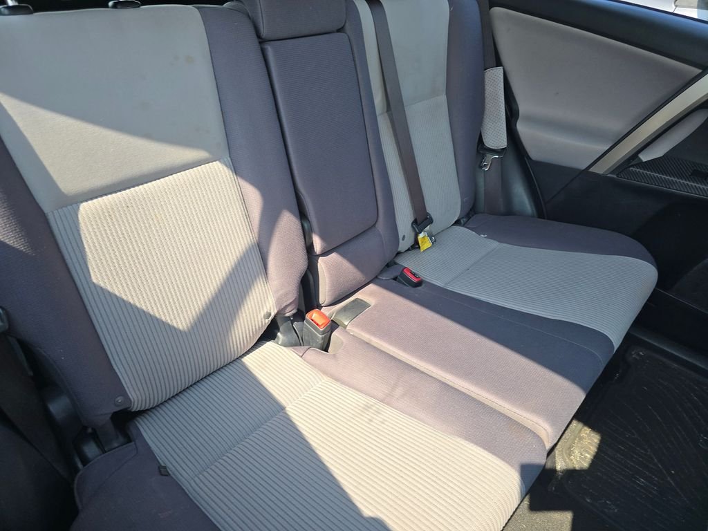Used 2015 Gray Toyota XLE image 13