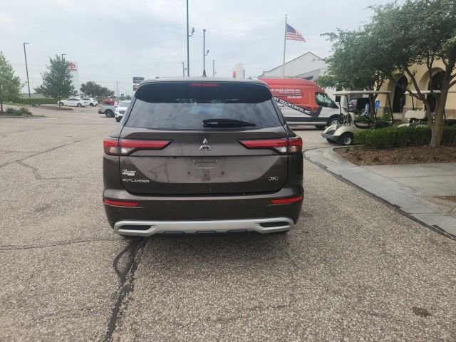 Used 2022 Brown Mitsubishi SEL image 2