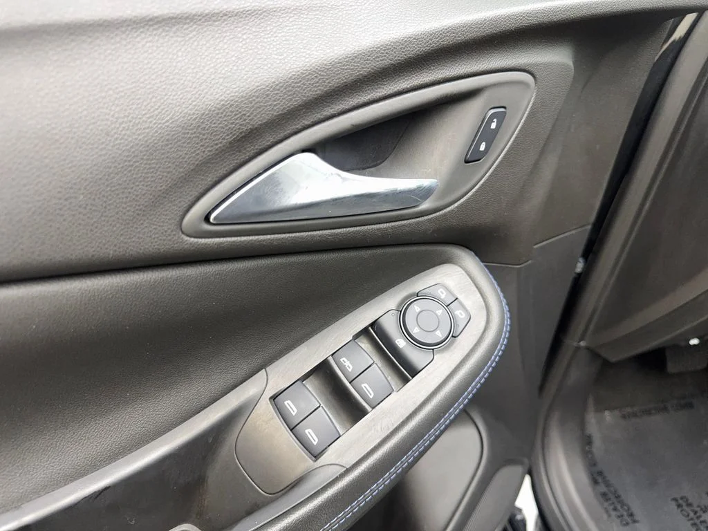 Used 2025 Black Buick Sport Touring image 33