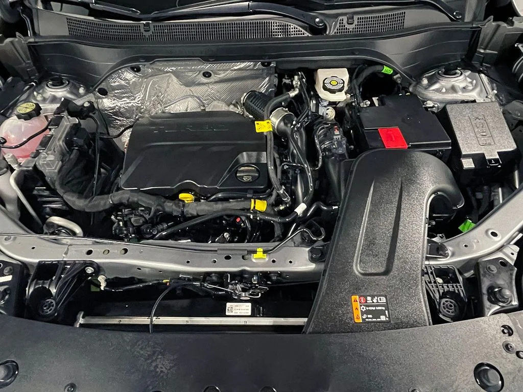 Used 2025 Gray Chevrolet LT image 36
