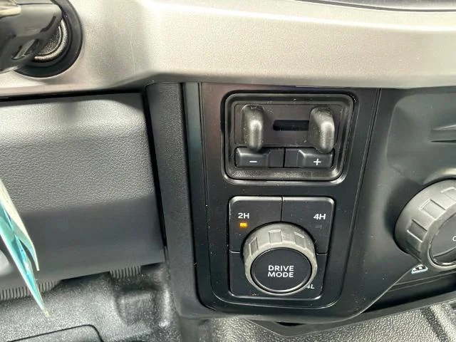 New 2026 Oxford White Ford F-550® XL image 37