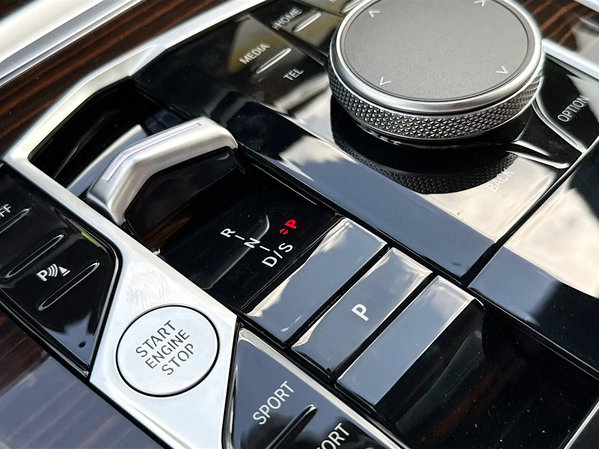 New 2026 Skyscraper Grey Metallic BMW sDrive40i image 29