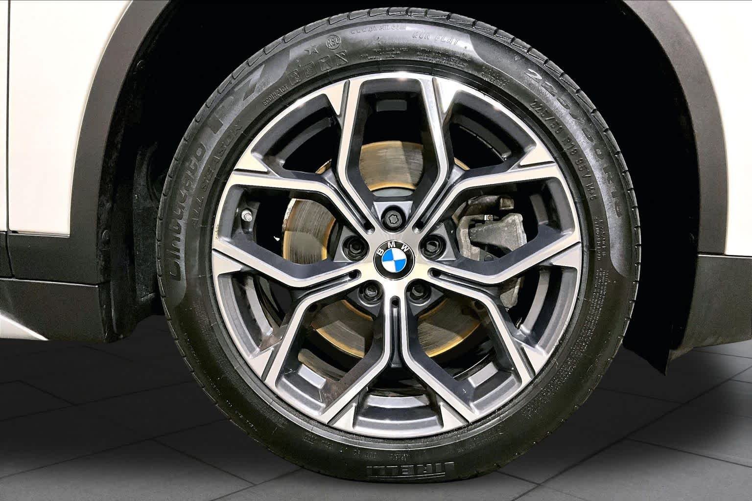 Used 2021 Alpine White BMW xDrive28i image 10