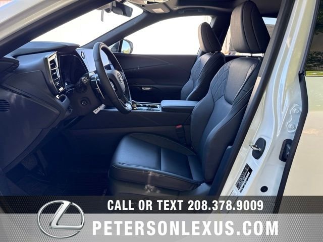 New 2026 Eminent White Pearl Lexus RX 450h+ PREMIUM AWD image 22