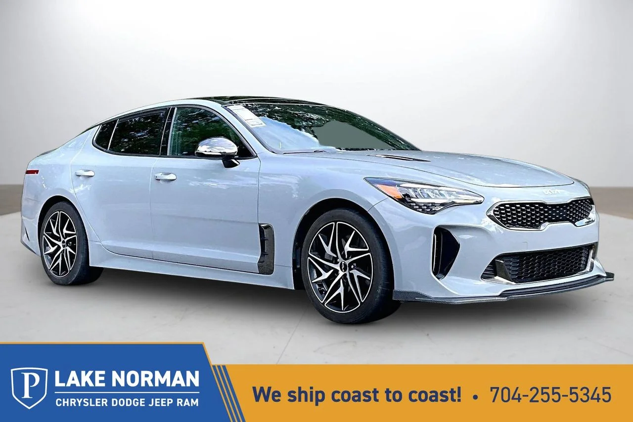 2022 Kia Stinger GT-Line AWD's photo