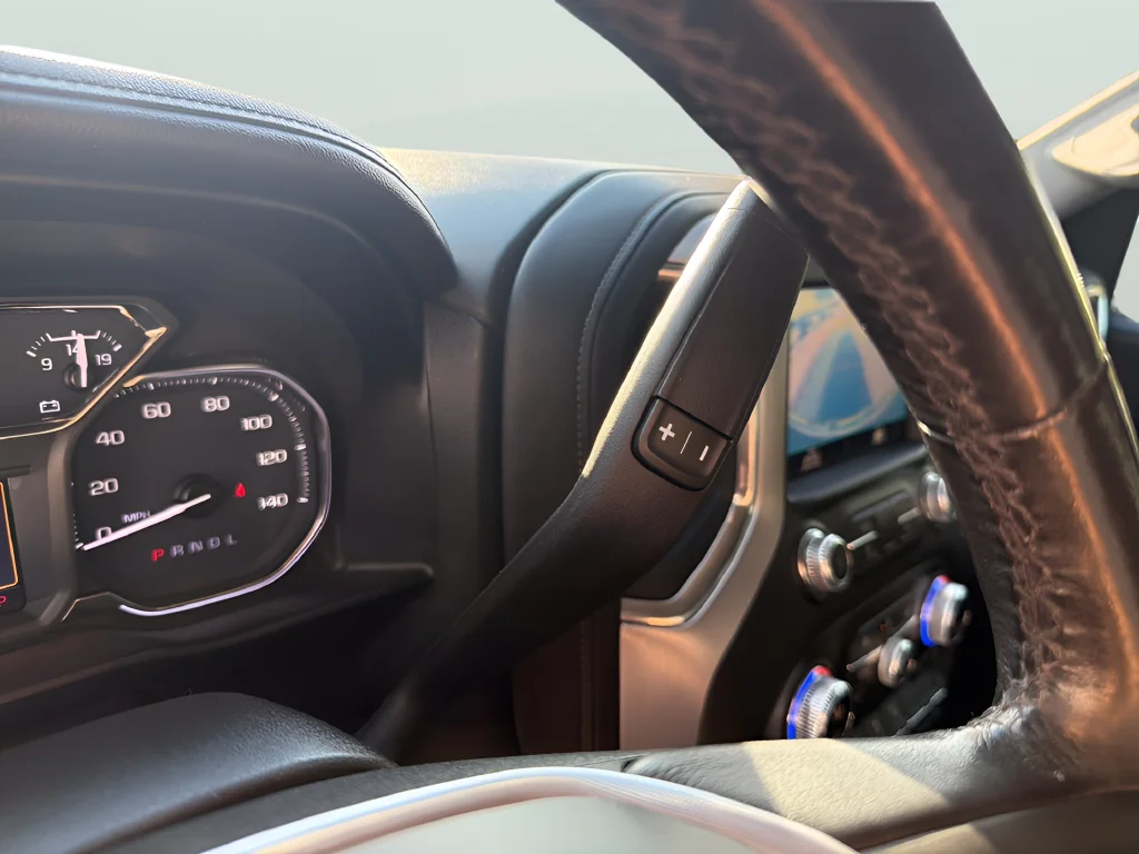 Used 2021 White GMC Elevation image 25