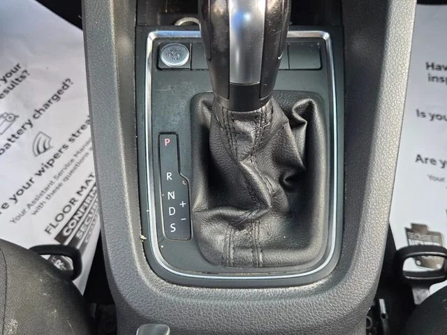 Used 2015 Blue Volkswagen 1.8T SE image 18