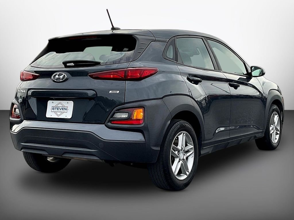 Used 2019 Gray Hyundai SE image 6
