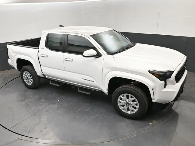 New 2026 Ice Cap Toyota  SR5 image 24