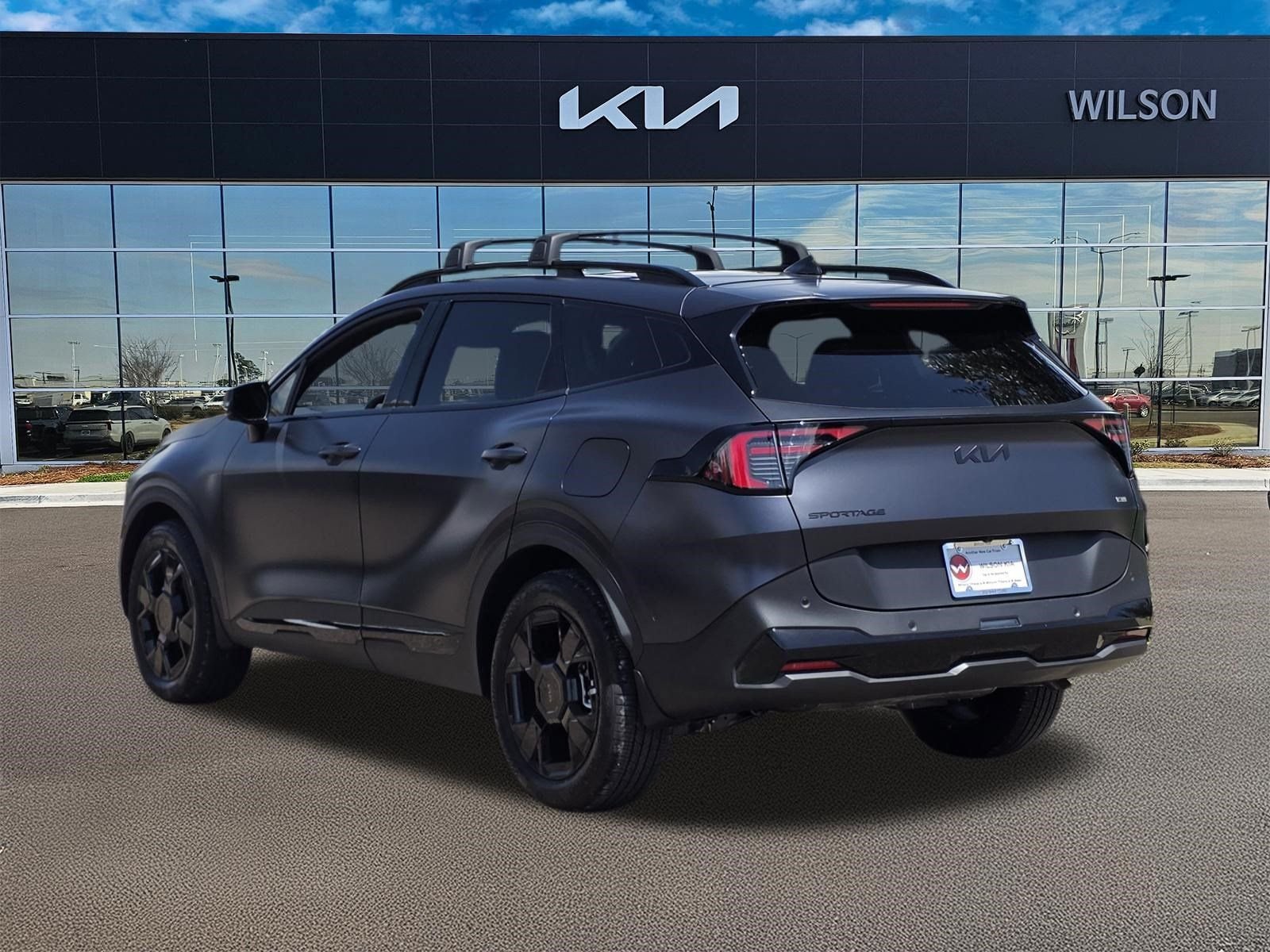 Used 2026 Black Kia X-Line image 6