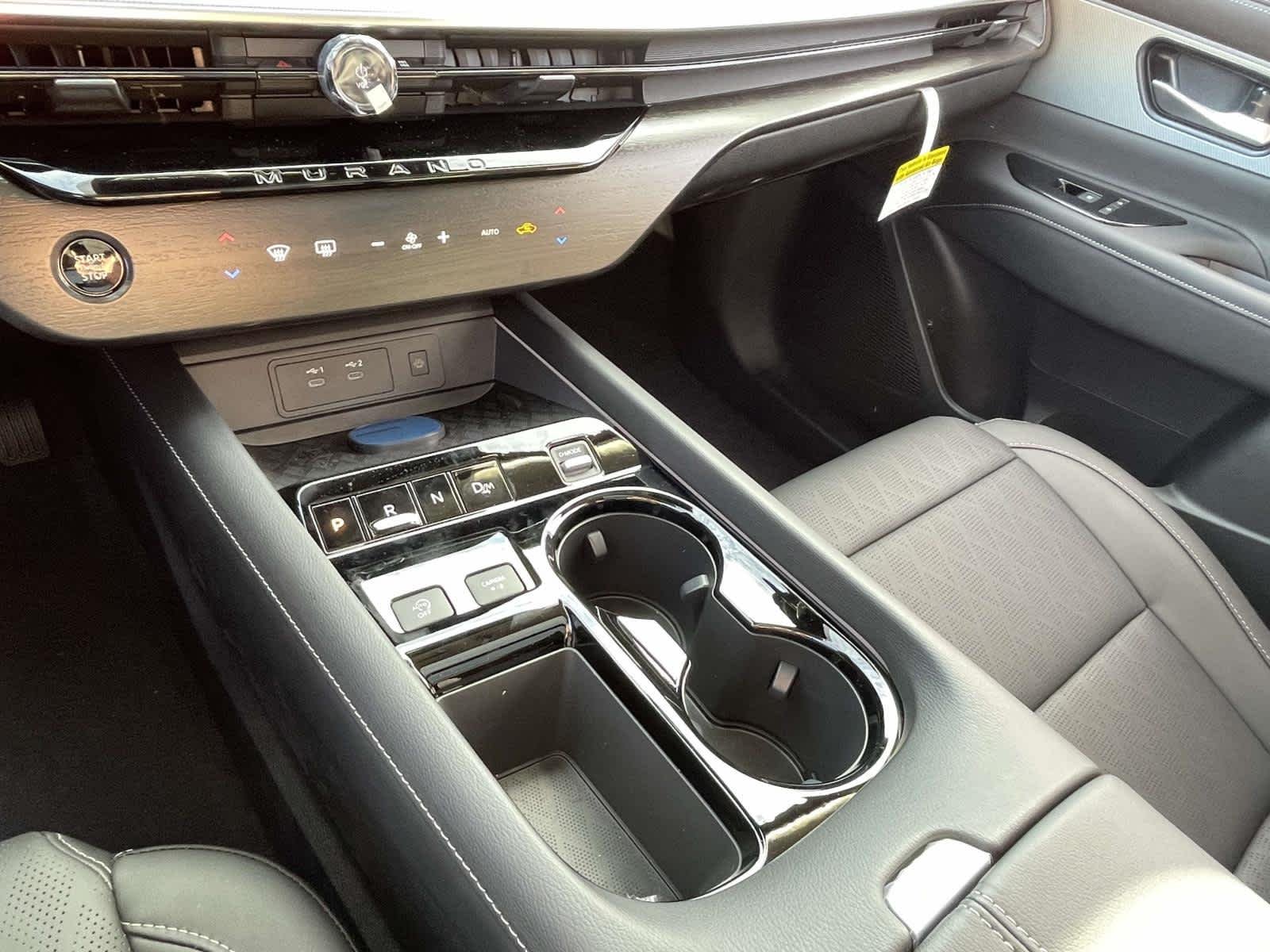 New 2026 Everest White Pearl Tricoat/Super Black Nissan Platinum image 25