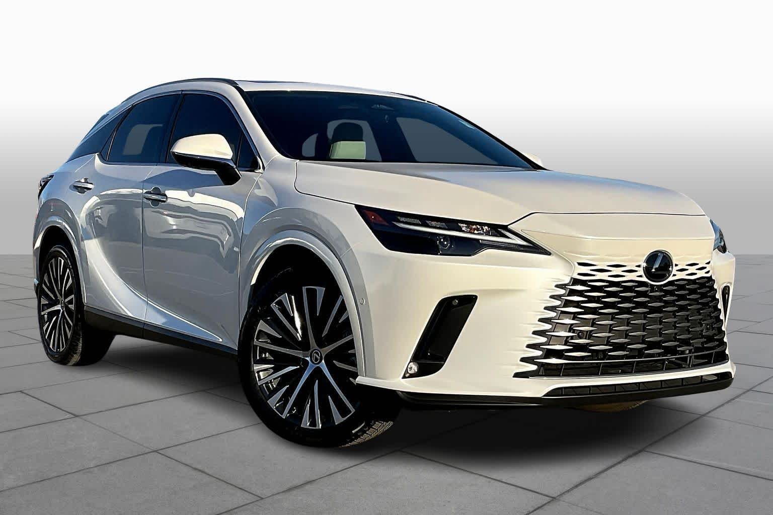 Used 2024 Eminent White Pearl Lexus Premium Plus image 2