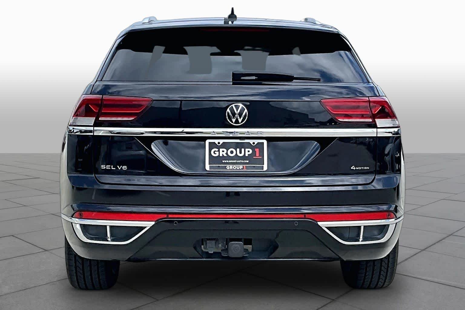 Used 2023 Deep Black Pearl Volkswagen 3.6L V6 SEL Premium R-Line image 7