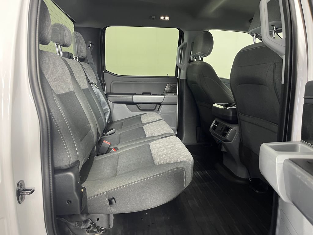 Used 2021 Oxford White Ford XLT image 14
