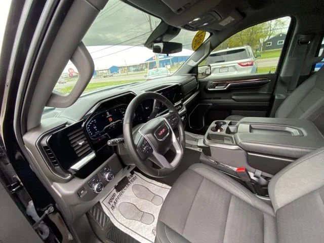 Used 2024 Black GMC Elevation image 12