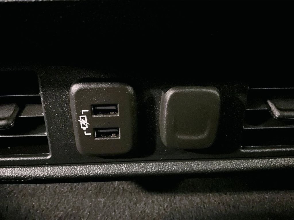 Used 2019 Blue Chevrolet RST image 27