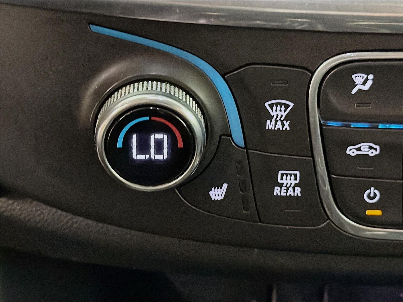 Used 2020 MIDNIGHT BLUE METALLIC Chevrolet LT Leather image 24