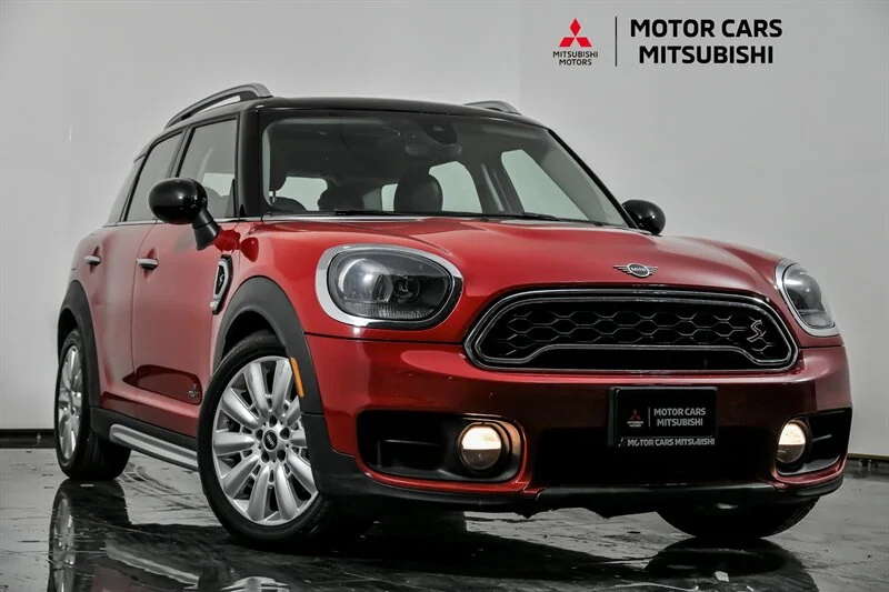 2019 MINI Countryman Cooper S ALL4 Signature's photo