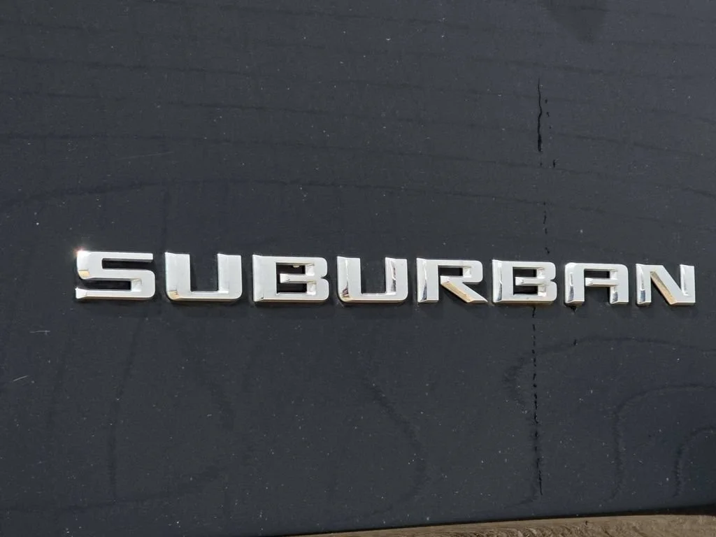Used 2021 BLACK Chevrolet High Country image 33